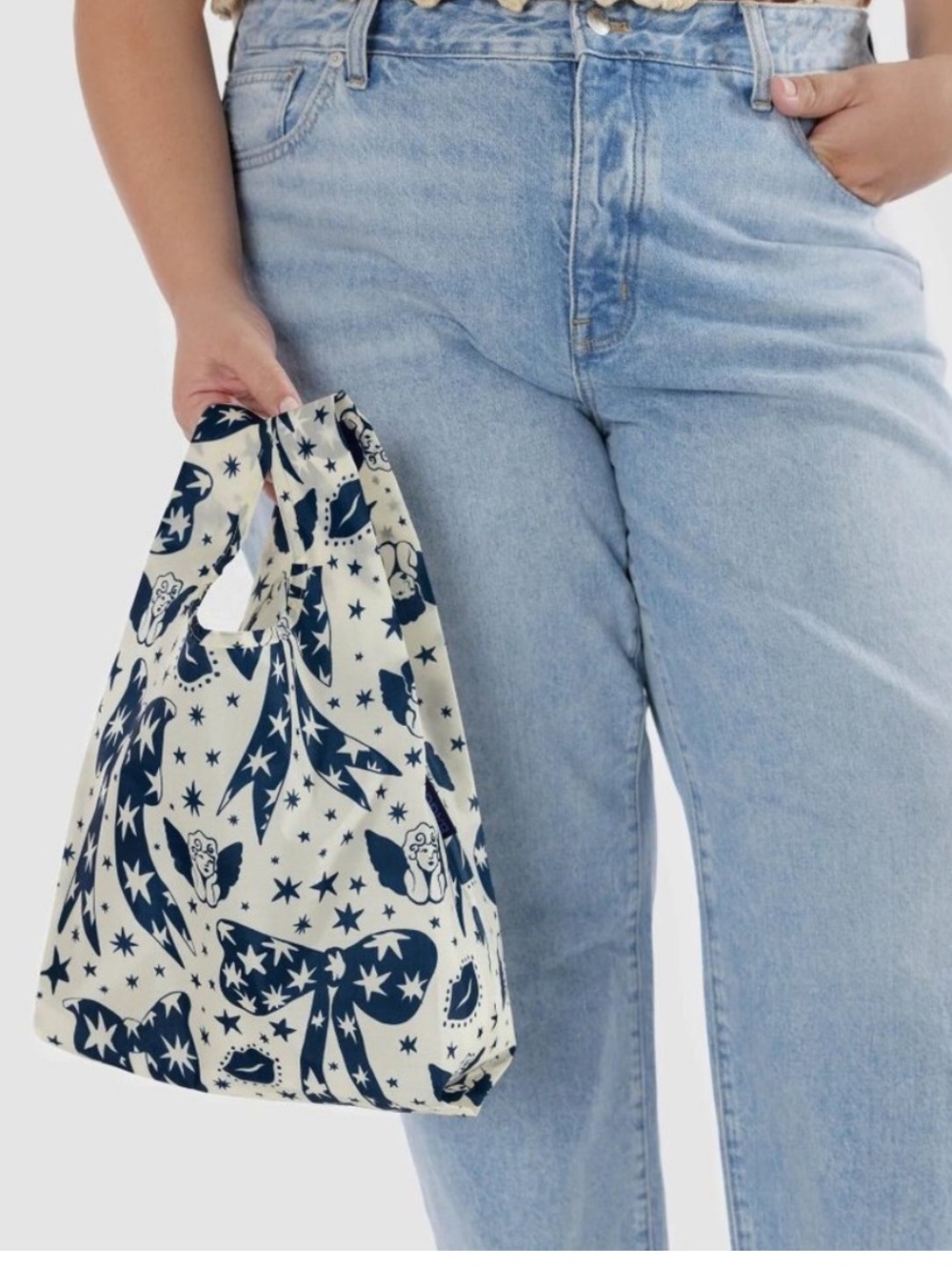 NWOT Baby Baggu in Cherub Print